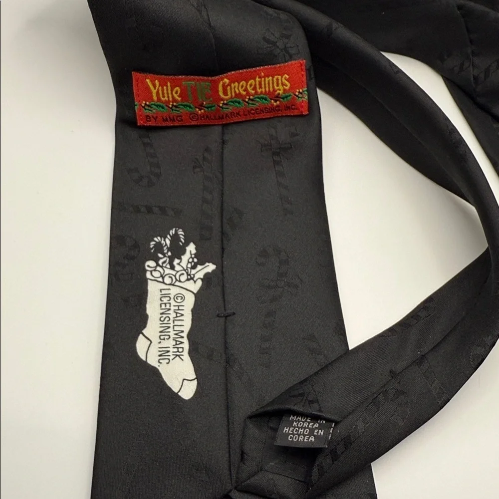 Yule Tide Greeting Hallmark Festive Reindeer Christmas Tie